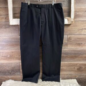 Roundtree and Yorke Men’s Dress Pants, Size 38 x 29, Black